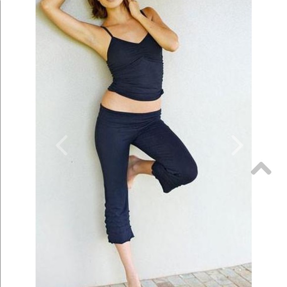 Queen Of Hearts Clothing Bhakti Capri Pants Sz S - Picture 9 of 16